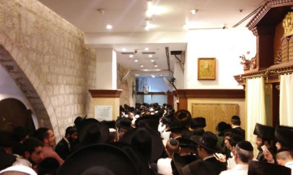 תיעוד: אלפים בהילולת רחל אימנו בקבר רחל