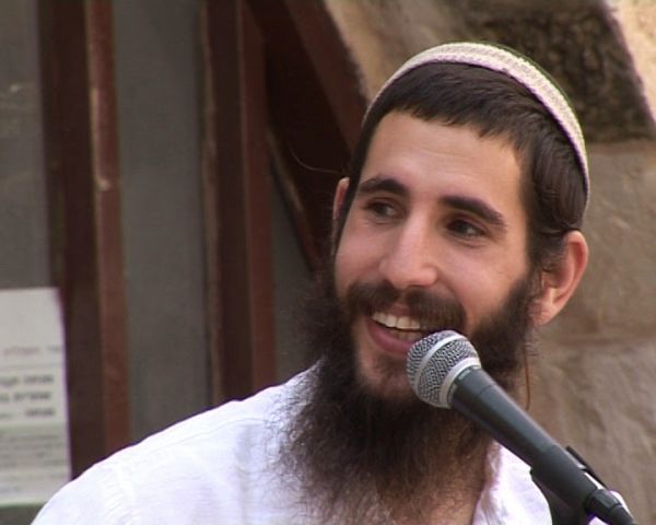 למה חושבים שהרב קוק אסר עלייה להר הבית?