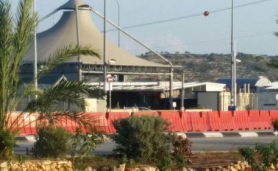 מחבלת שלפה סכין מהתיק, סירבה לעצור וחוסלה