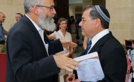 "הדברים החמורים חושפים את פניהם של הרבנים סתיו וריסקין"