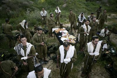 "הרבה דתיים מתגייסים לקרבי בגלל לחץ חברתי"