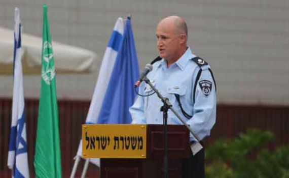 מבוכה במשטרה: זה הקצין הבכיר החשוד בהטרדה