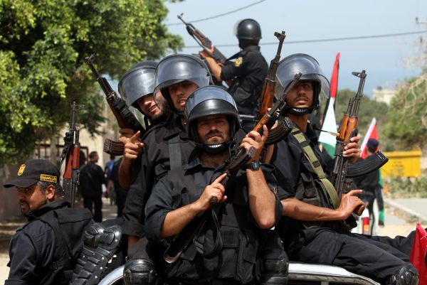 הפתרון של צה"ל לטרור: לחמש את הפלסטינים