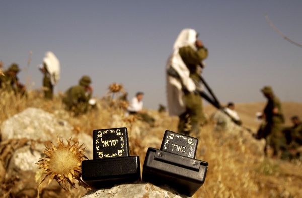 הפתרון: פטור מגיוס לכל מי שלומד – גם לחילונים