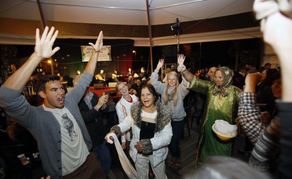 אושר: חגיגות המימונה ול"ג בעומר כל הלילה