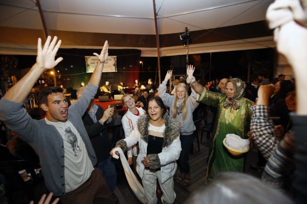 אושר: חגיגות המימונה ול"ג בעומר כל הלילה