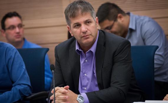 הקואליציה מענישה את יואב קיש על ההברזה