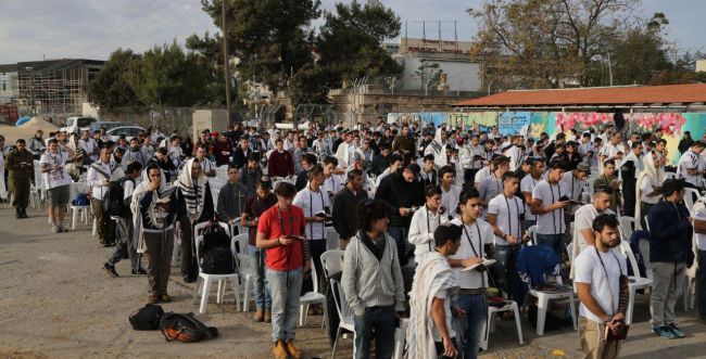 מאות תלמידים צעדו לזכר הרב יעקב דון הי"ד
