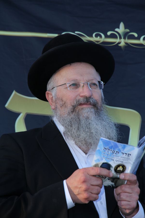 הרב אליהו: השמאל מחפש מזמן את חברת 'באמונה'