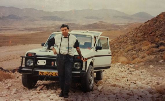 העדויות חושפות: עזרא "לנדרובר" ברח לנפאל