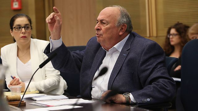 הח"כ לניצולת שואה: "גם אותנו, המרוקאים, זרקו"