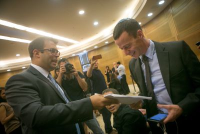 עמית סגל על חזן: "לכל תביעה יש מוצאי תביעה"