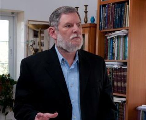 "רבני המגזר נהגו בסלחנות כלפי ינון מגל"