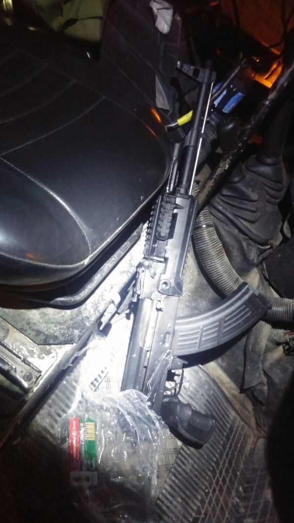 לוחמי מג"ב תפסו רכב ובו רובה קלאצ'ניקוב טעון