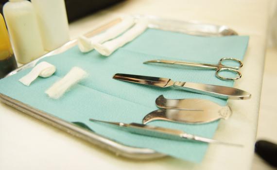 פריצת דרך: הרופאה הפכה למוהלת הראשונה בעיר