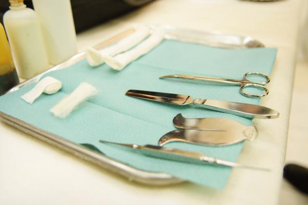 כרבע מהמוהלים שנבדקו לא דיווחו למס הכנסה