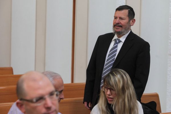 השופט ציטט מהרב קוק; לופולינאסקי לא ילך לכלא