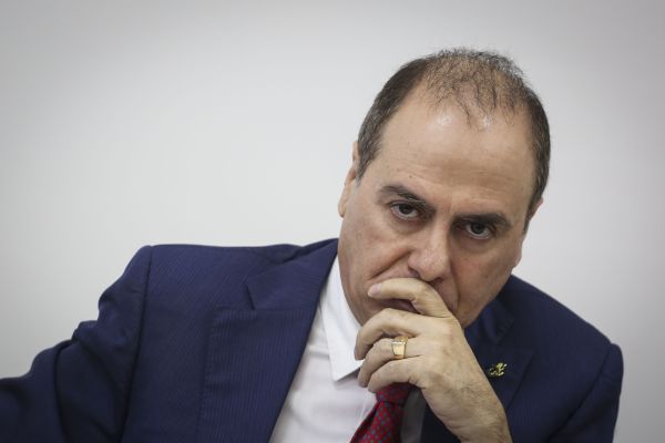 פורש? סילבן שלום נעדר מישיבת הממשלה