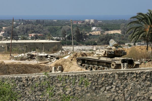 מטען הופעל נגד כח צה"ל בעזה; לוחמינו השיבו אש