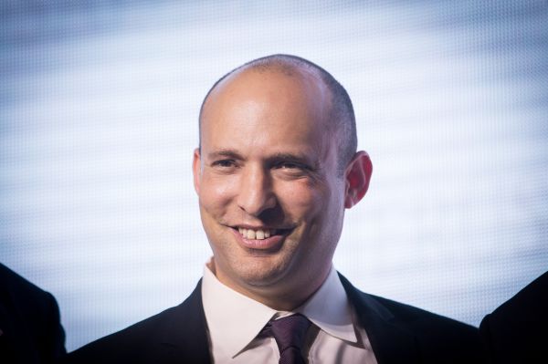 "אתם מאמינים לאיתמר בן גביר או לאיילת שקד?"