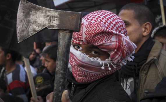 פיגוע דקירה ברעננה: שלושה נפצעו, אחד קשה