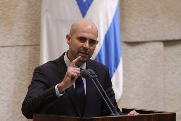 ה-32: ח"כ אמיר אוחנה הצהיר אמונים בכנסת