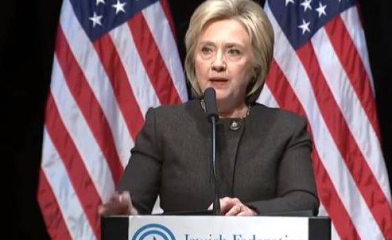 צפו: הילארי קלינטון לא מצליחה לסיים את הנאום