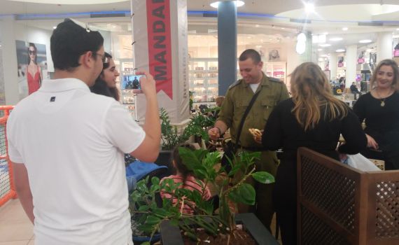 נוער הבית היהודי יצא להגיד תודה לחיילים