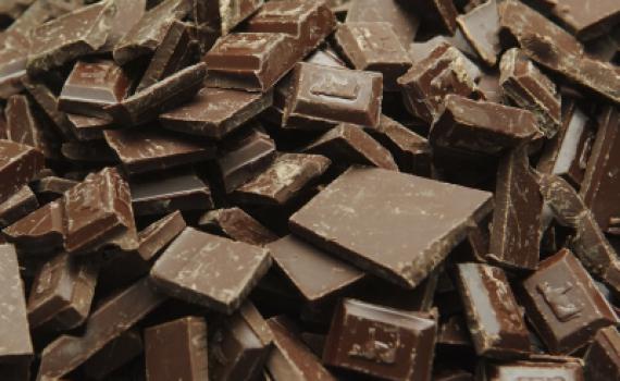 הרב ליאור: "לברך על שוקולד בורא פרי העץ"