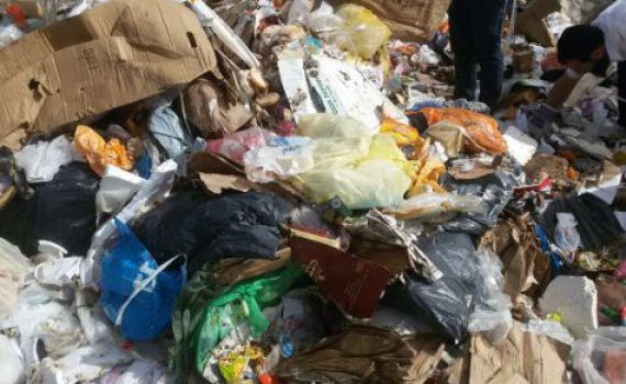 ליד הפח: טבעת האירוסין נמצאה