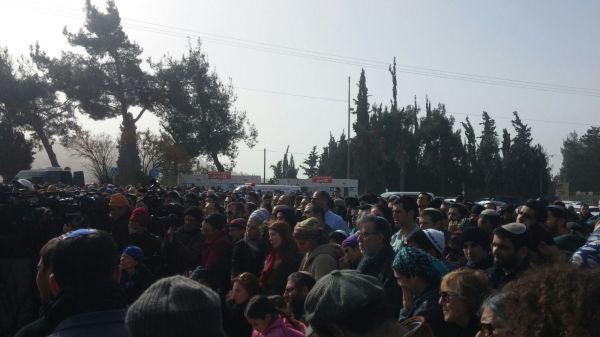 "אמא, סליחה שלא הצלחתי לעזור לך"