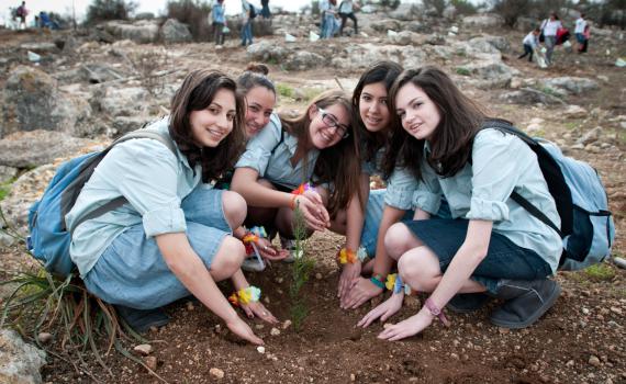 הורים לחניכים בסניף פ"ת נגד נטיעות בשומרון