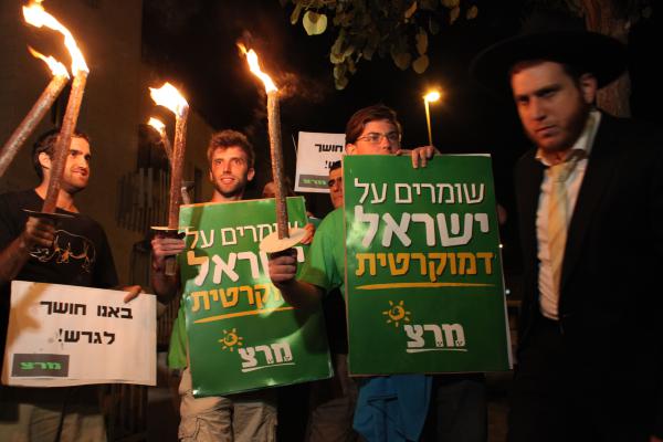 השמאל מבלבל במכוון בין דמוקרטיה לבין שוויון