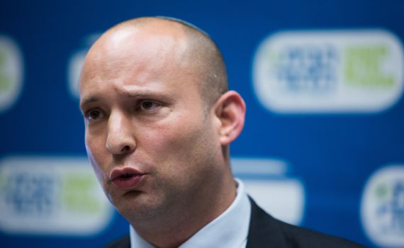 "אנחנו מדממים והחמאס נהנה מחסינות"