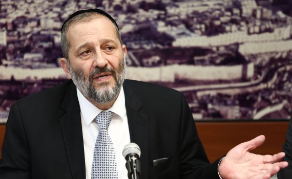 בעקבות הבדיקה: חקירה פלילית נפתחה נגד אריה דרעי