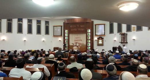 "ספרדי יכל לחלל שבת ולהישאר חלק מהקהילה, אשכנזי לא"