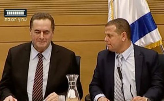 משעשע: לא תאמינו למה השר כץ איחר לדיון