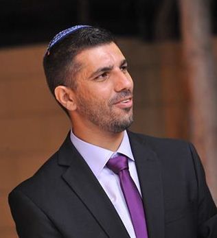 דיווח: 'הרב' רון יוסף נעצר בחשד לגניבה