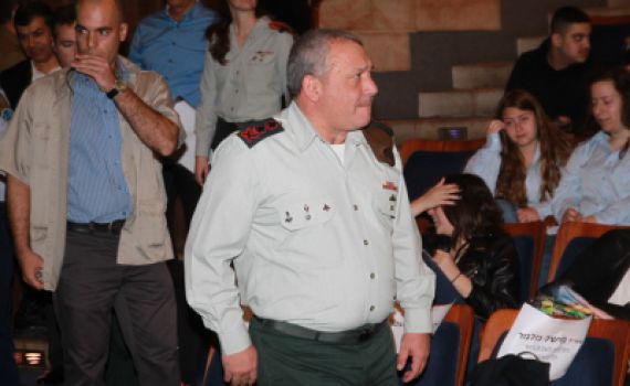 רוב היהודים לא תומכים באייזנקוט, הערבים כן