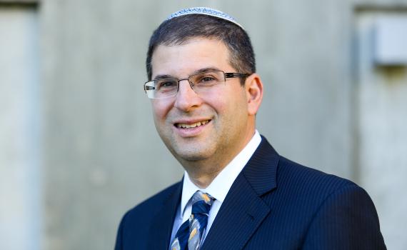 "הפסיקו האפלייה או שנתבע אתכם"