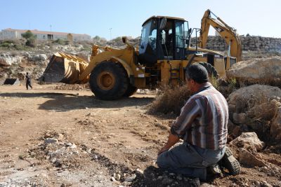 מי אשם בכך שיהודים מעסיקים ערבים?