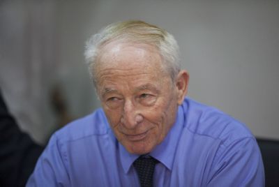 ללא רגע דל: התפקיד החדש של יהודה וינשטיין