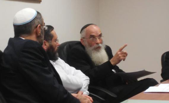 הרב שטרנברג: "על זה צריך לפרק את הממשלה"