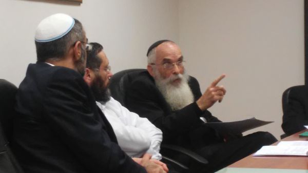 הרב שטרנברג: "על זה צריך לפרק את הממשלה"