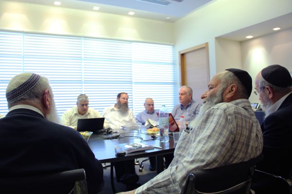 "אל תורידו את הזקן עד למיצוי כלל ההליכים"