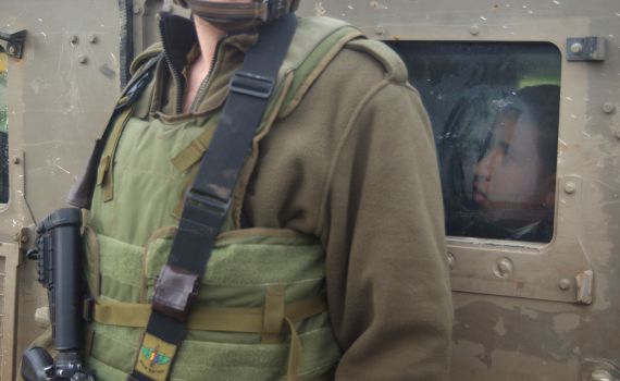 7 חודשי מאסר ללוחם חרדי שהיכה מחבלים