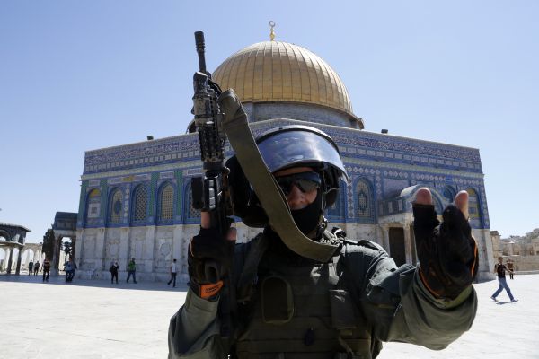 המשטרה תפצה פעיל הר הבית ב-32,000 שקל