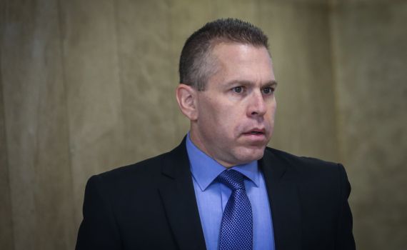 בעקבות דבריה; הקצינה הבכירה הועברה מתפקידה