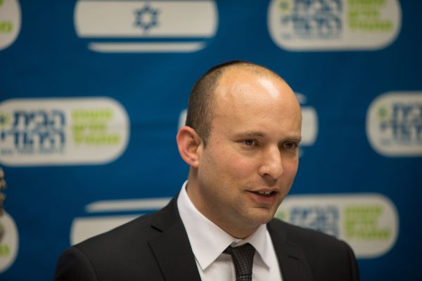 סערה במשרד החינוך: "לפטר את המנכ"לית"