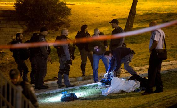 "להדיח חובשים שיפיצו תמונות מפיגועים"